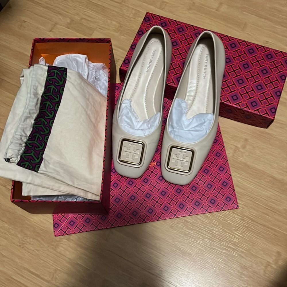 Authentic Tory Burch Flats